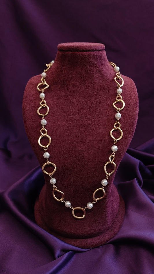 Link Chain with Pearl