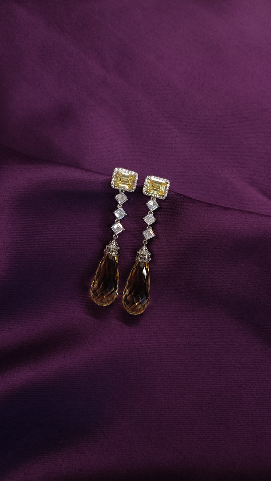 Lemon-Crystal Droplets