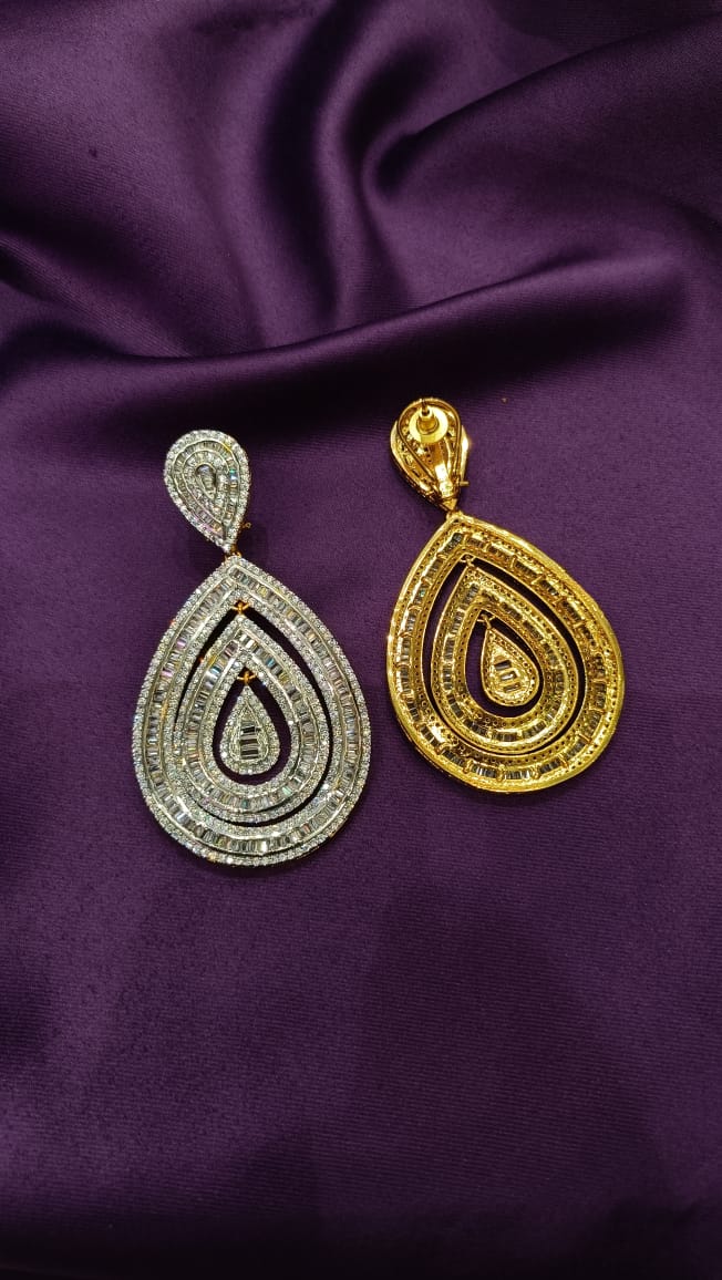 Aurelia Gleam Earrings