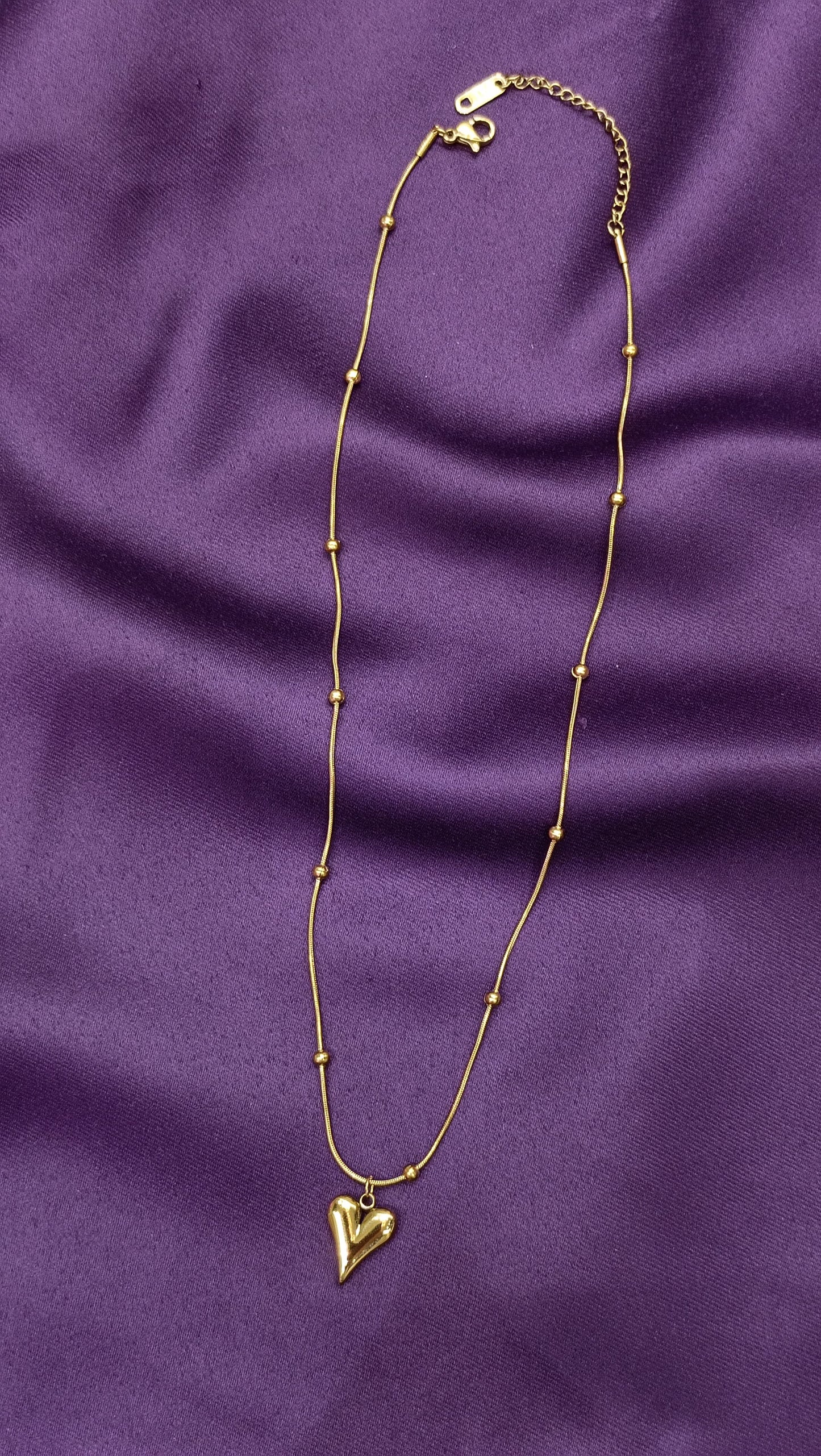 Amour Chain
