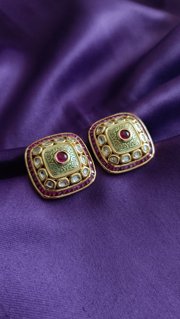 Mehroza studs