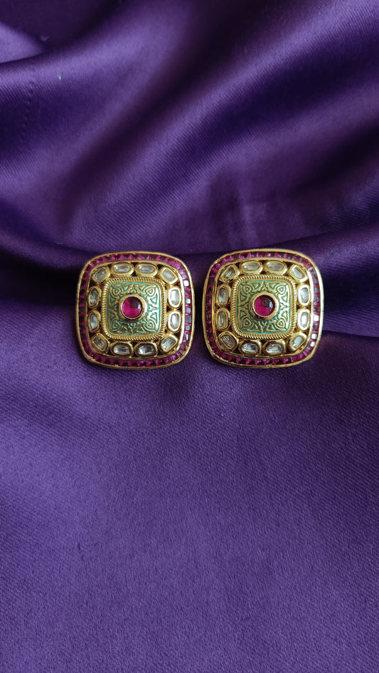 Mehroza studs