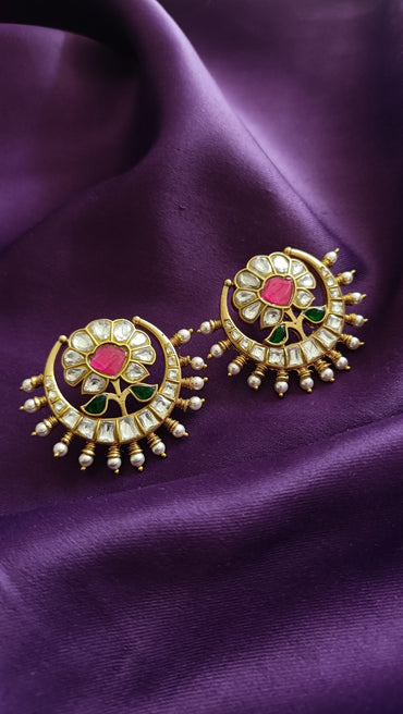 Chaand Gulzar studs