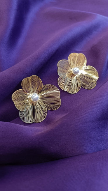 Dainty Floral Studs