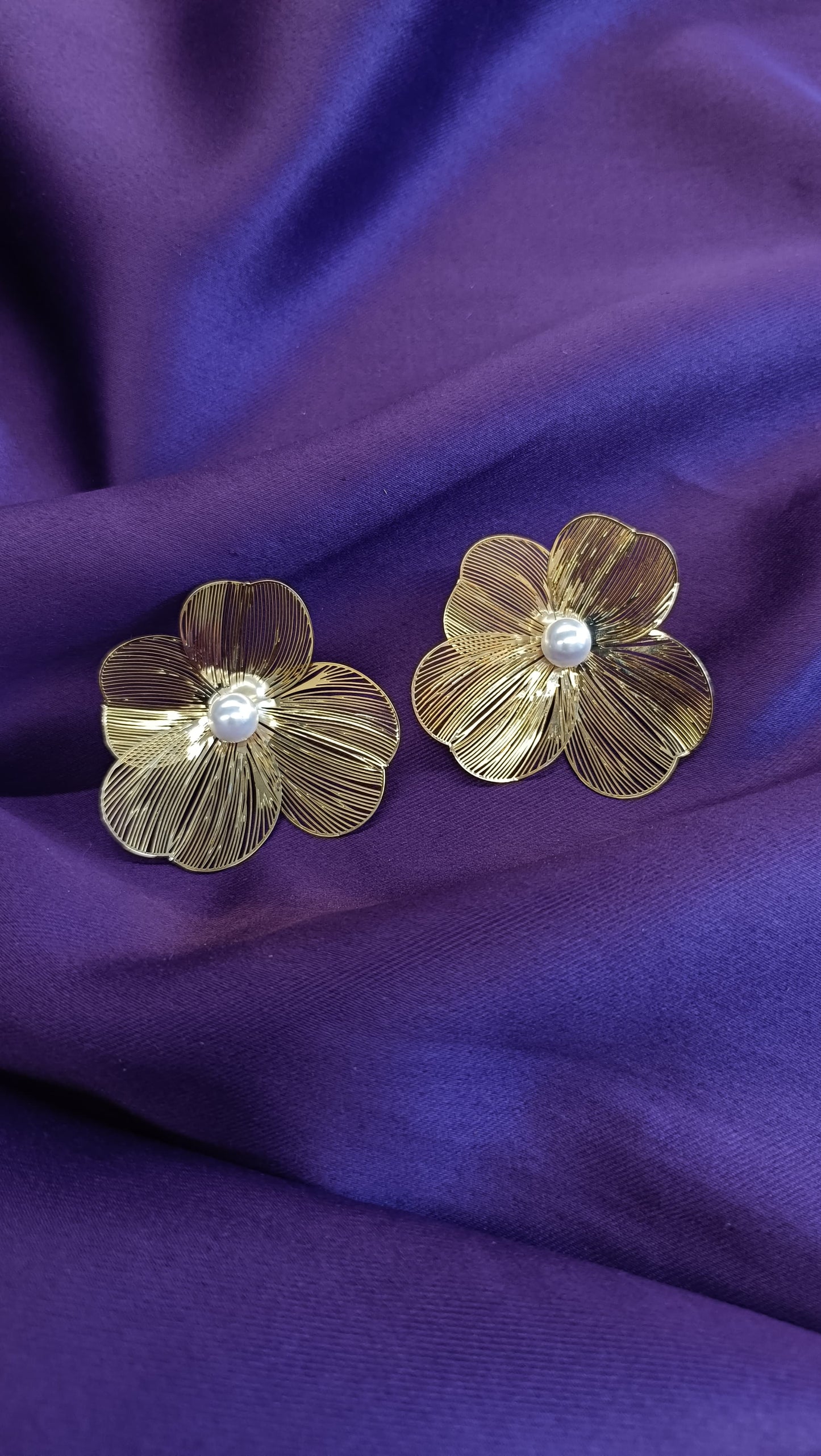 Dainty Floral Studs