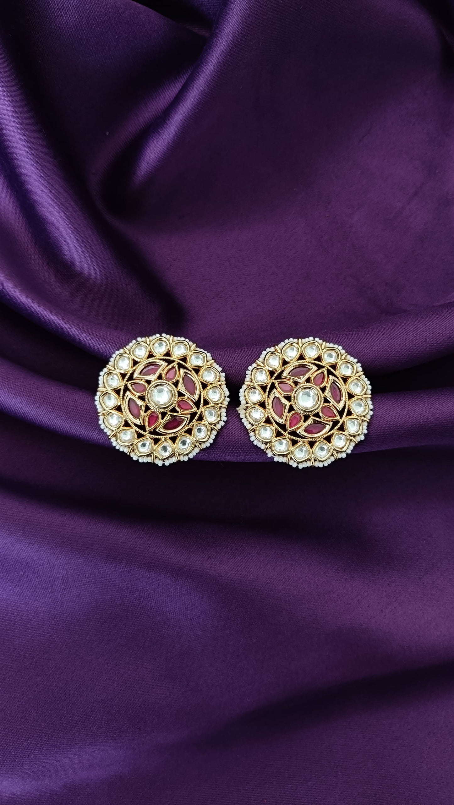 Ruhani Studs