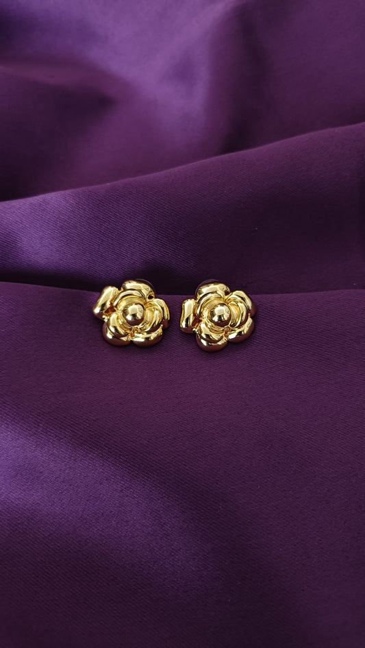 La Rose Studs
