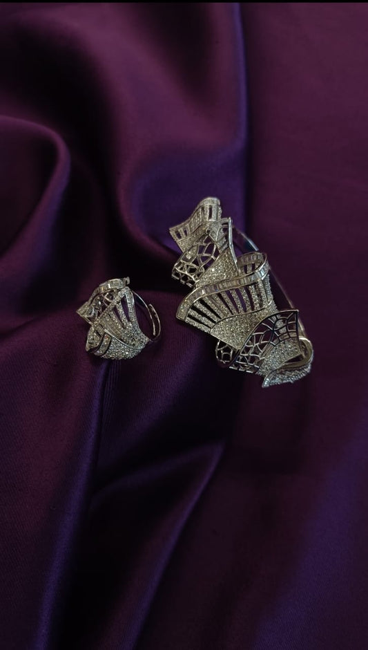 Flared Ring & Bracelet Set