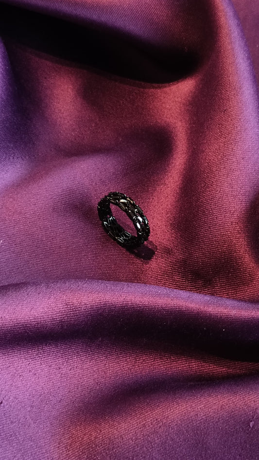 Ebony Ring