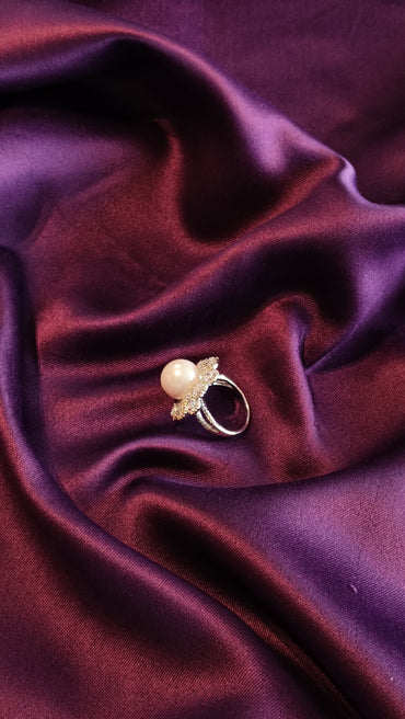Pearl Flora Ring