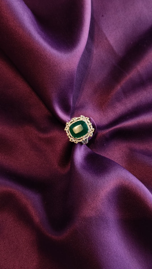 Emerald Glow Ring