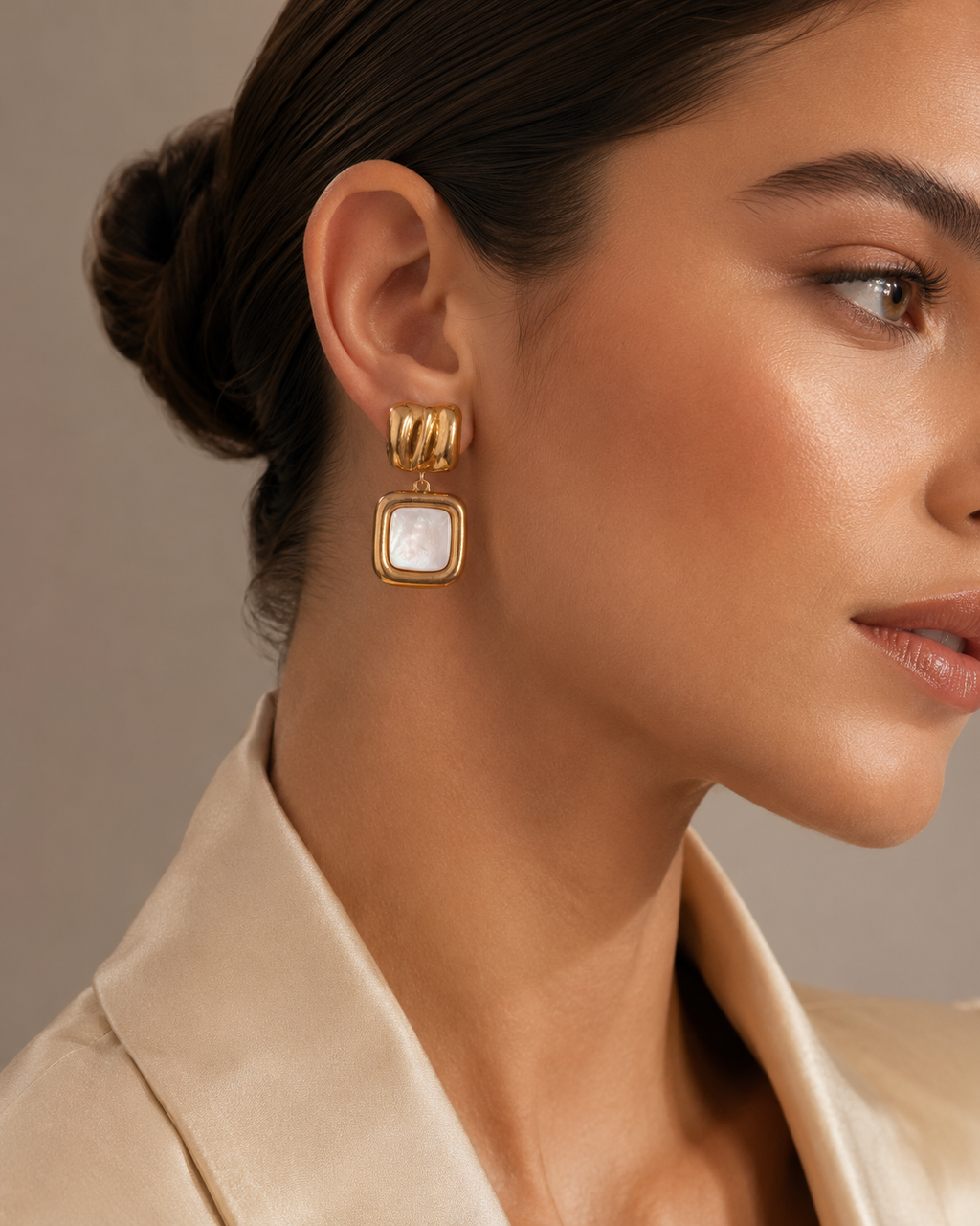 Mother-of-Pearl Cushion Square Earrings