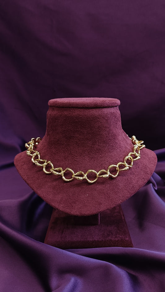 Minimal Gold Choker