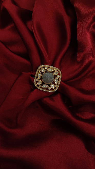 Begum Baahar Ring