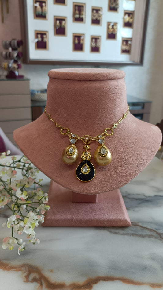 Trio Pearl Drop