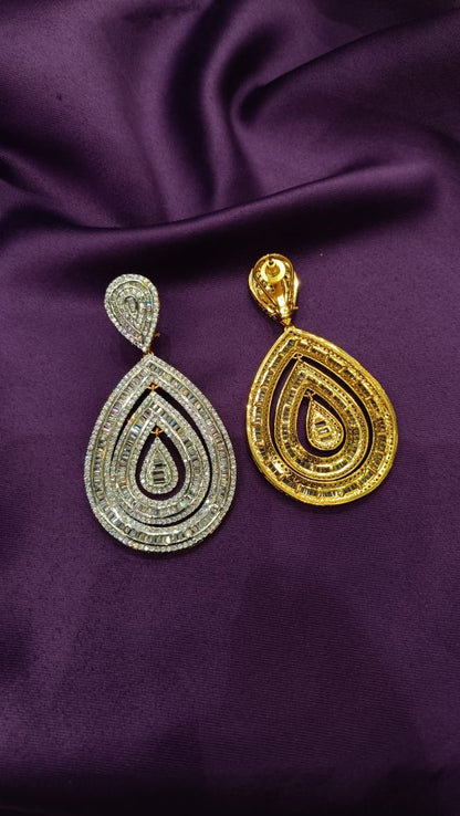 Aurelia Gleam Earrings