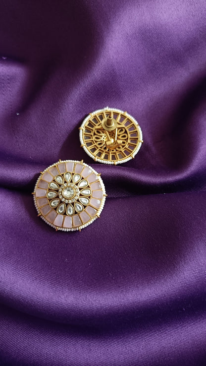 Gulnoor studs