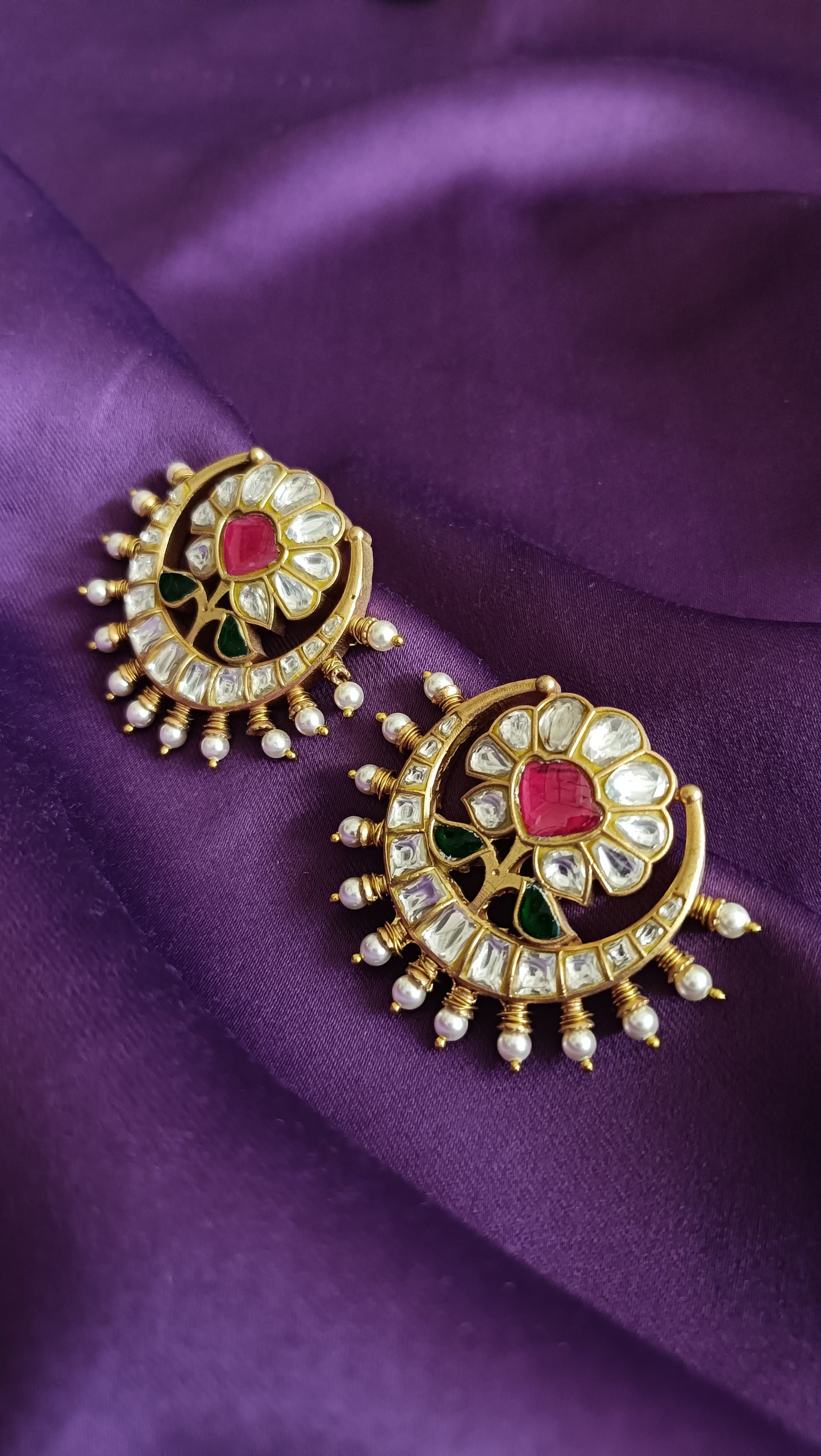 Chaand Gulzar studs