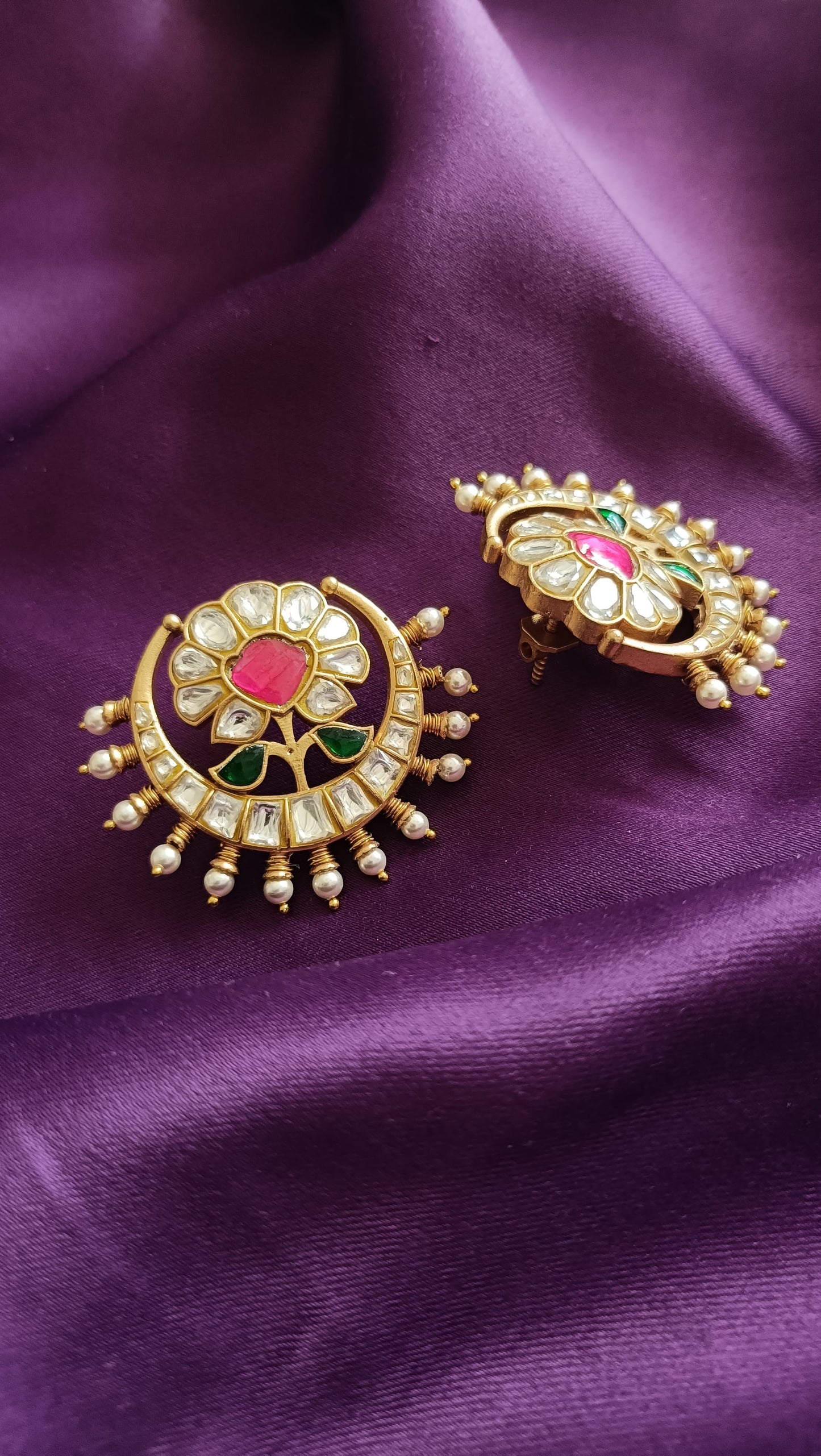 Chaand Gulzar studs