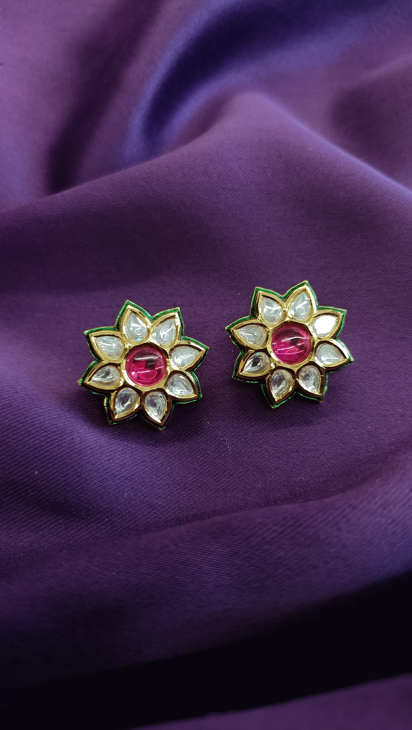 Bloom Studs