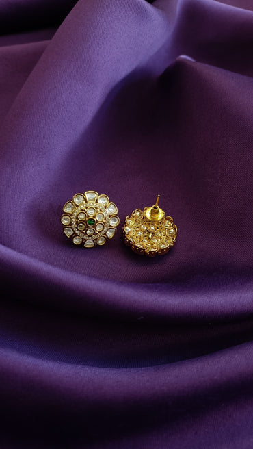Saanjh Studs