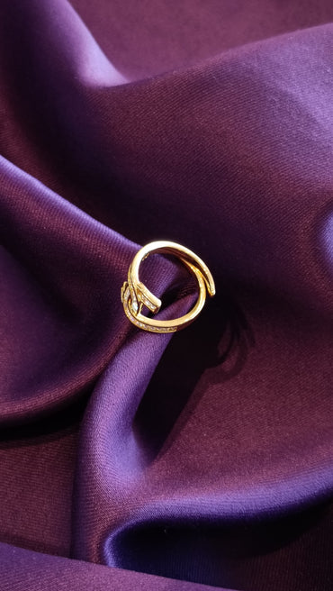 Interlaced Ring