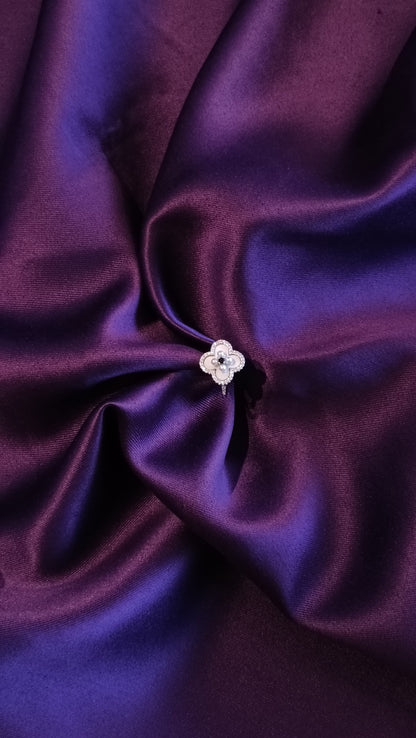 Clover Charm Ring