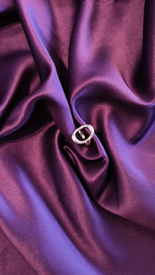 Hollow Ring