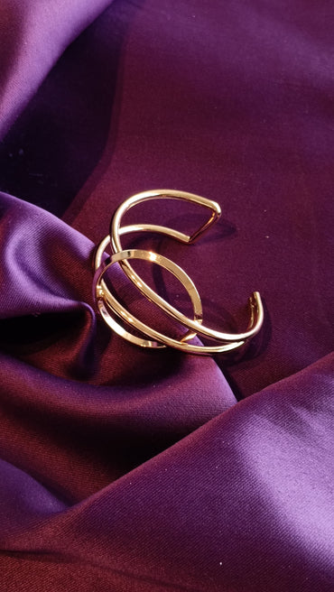 Sphere Loop Cuff