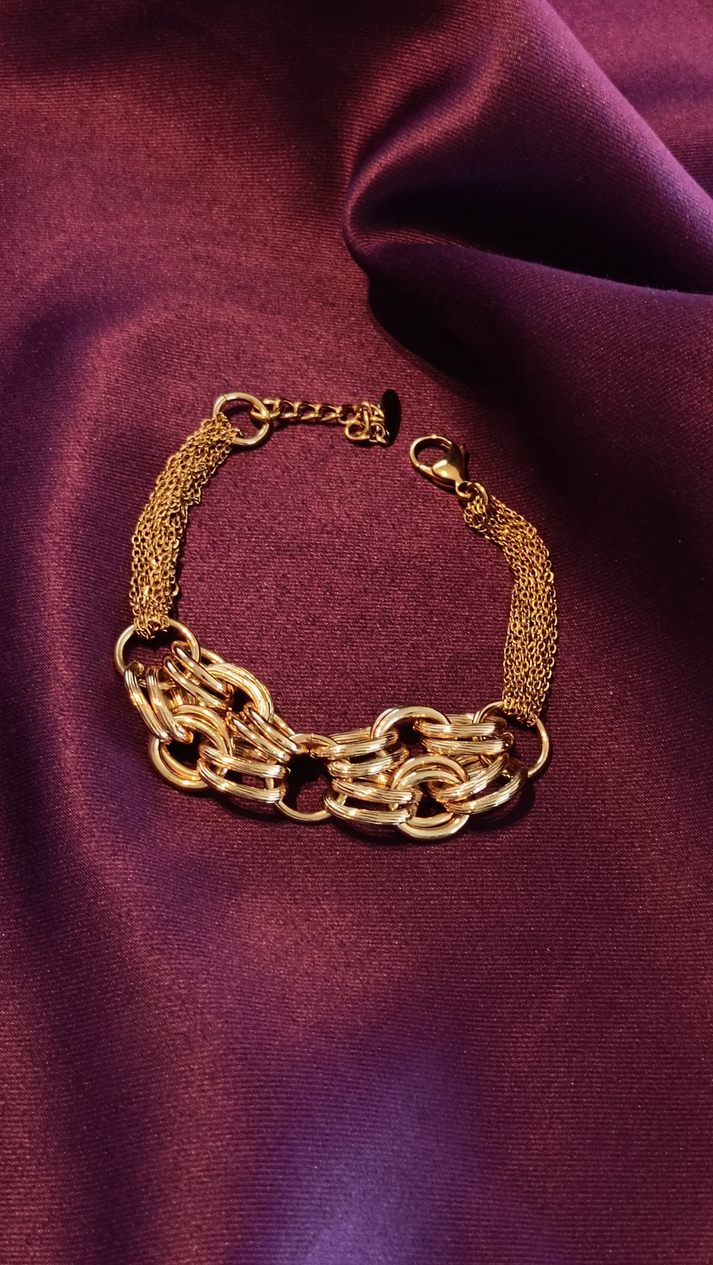 Gold Knot Chain Bracelet