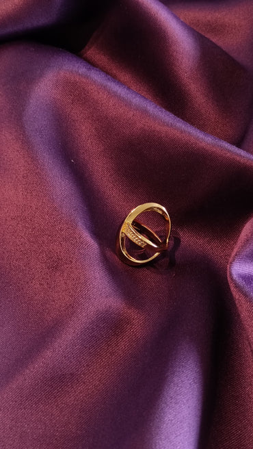 Crossover Ring