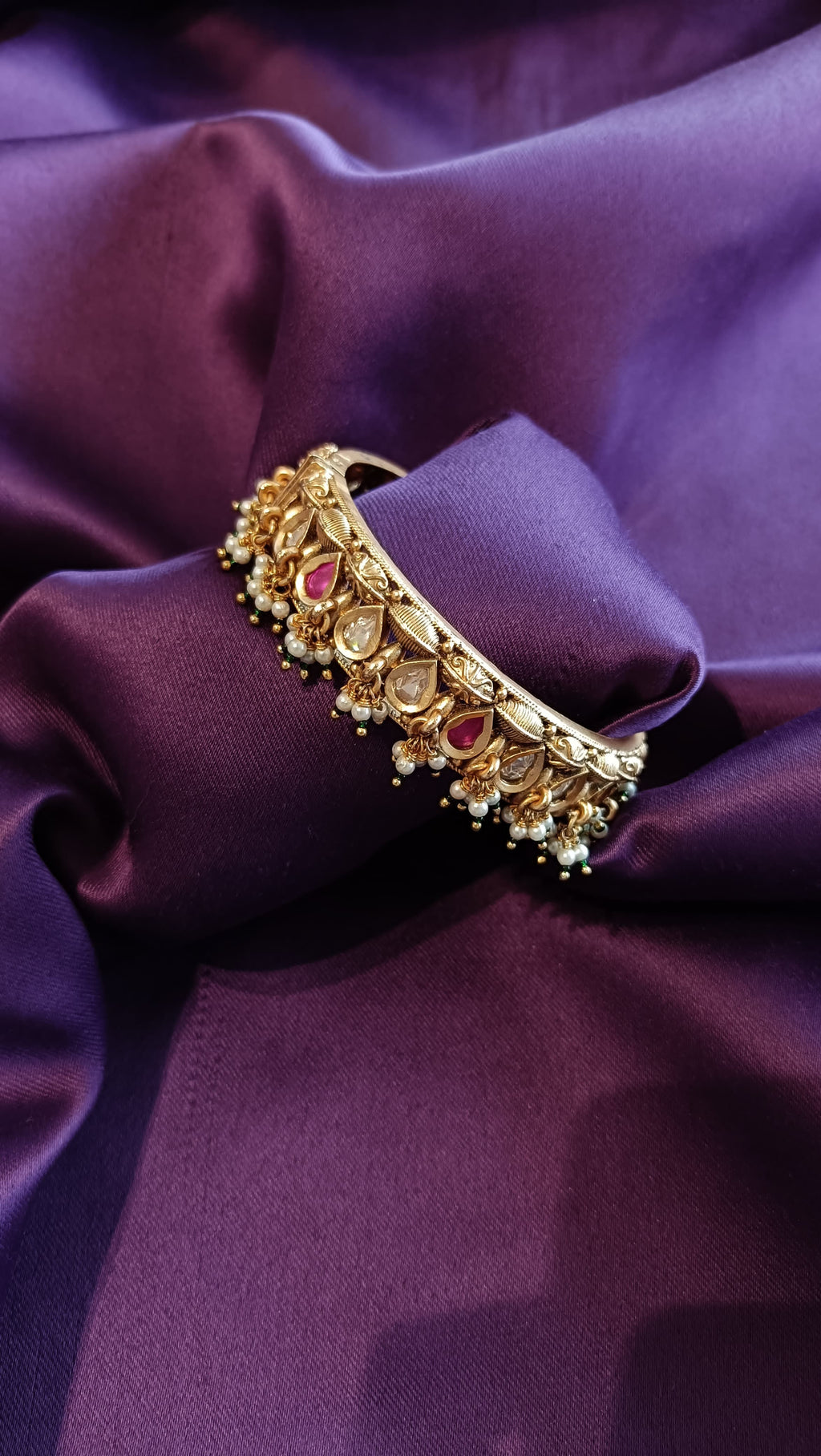 Antique Gold Kundan Pearl Drop Bangle
