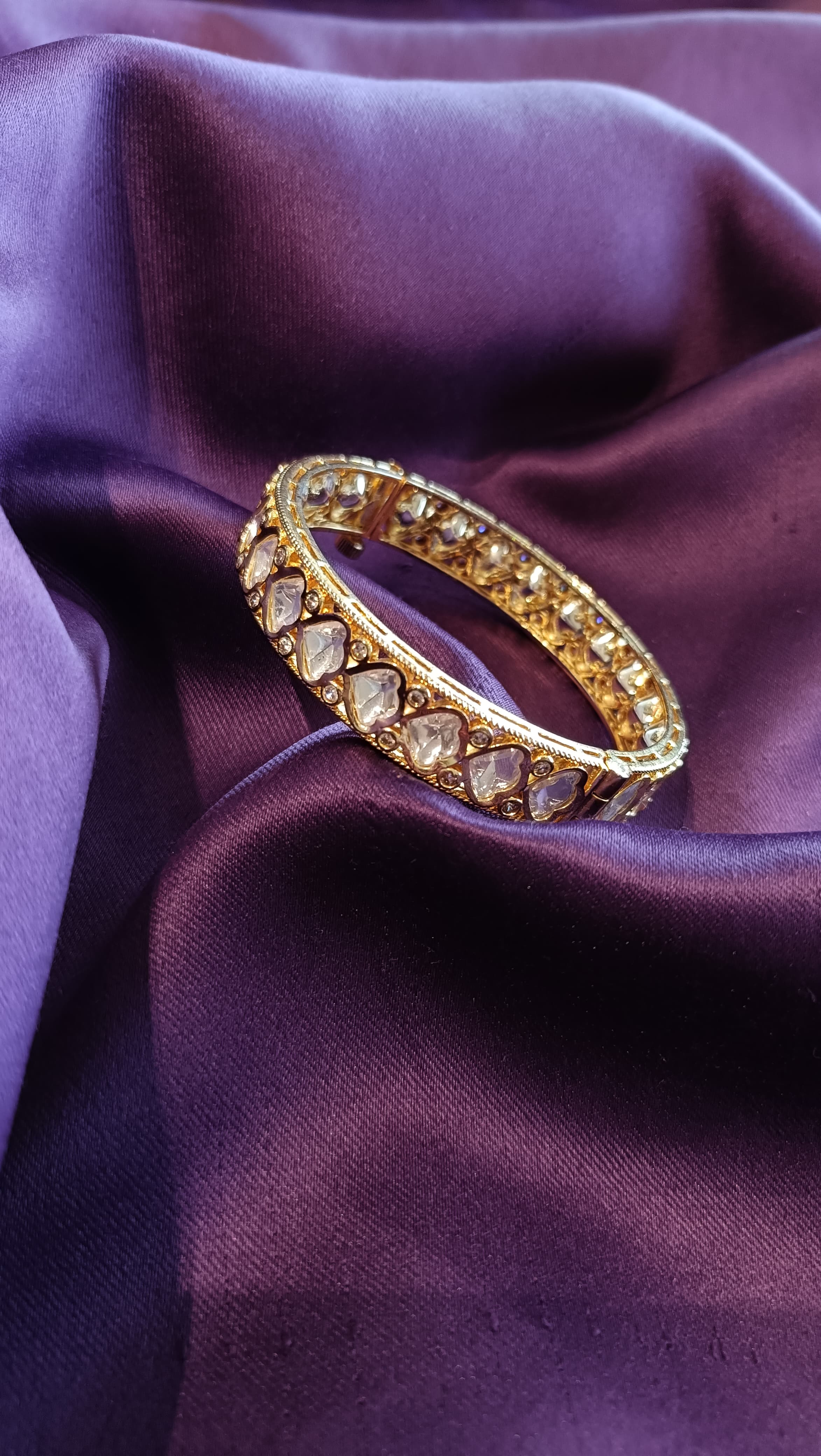 Diamond Cut Polki Gold Bangle