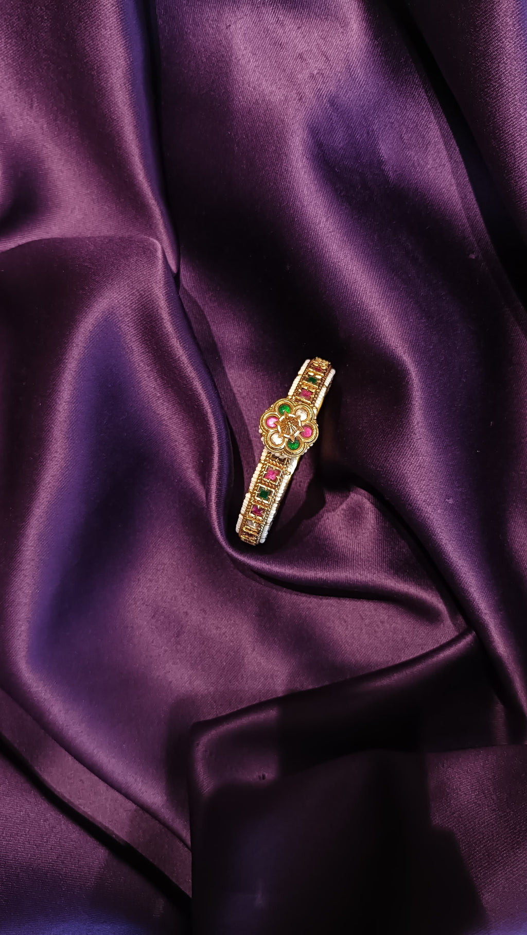 Navratna Polki Floral Clasp Gold Bangle