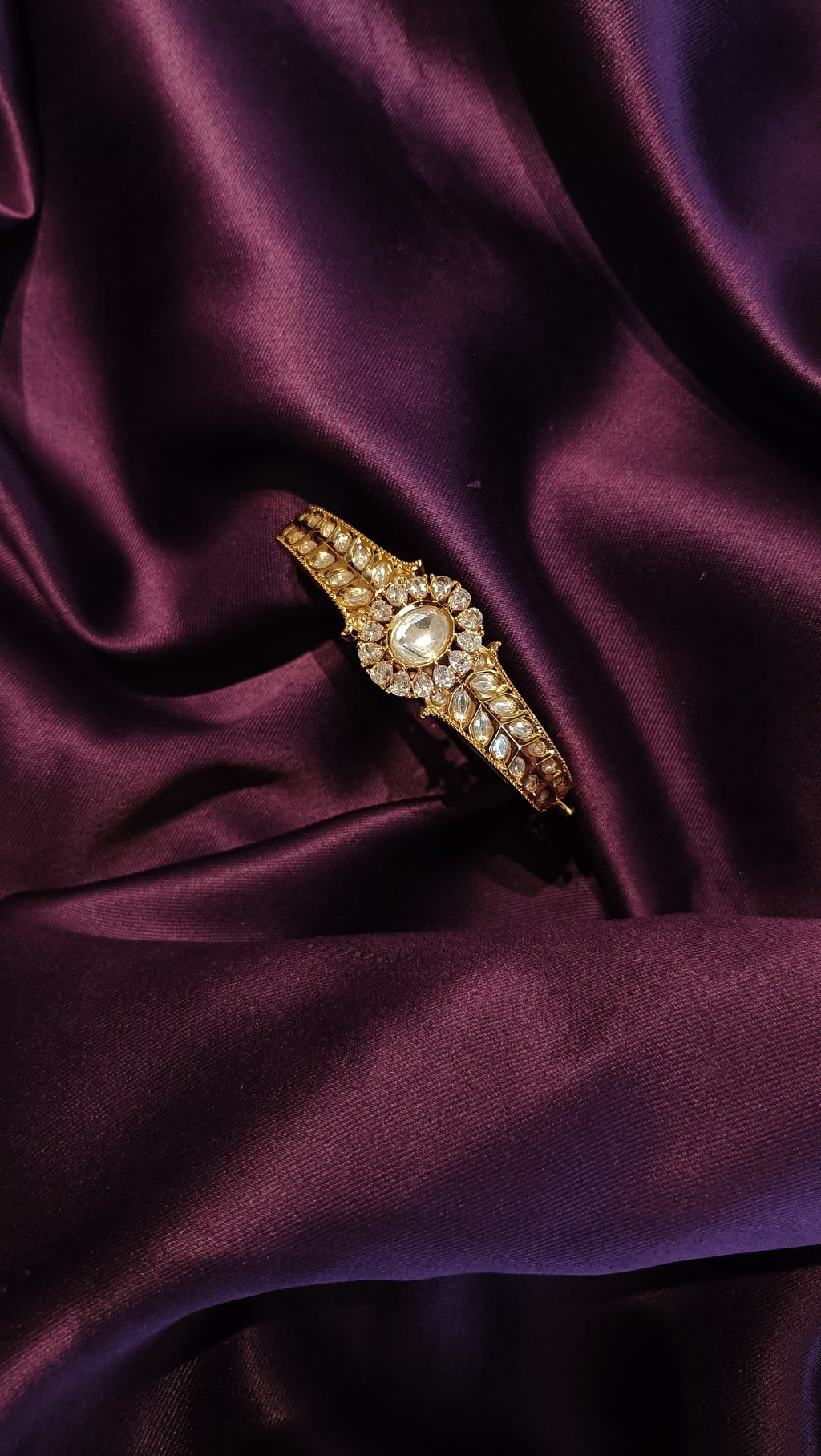 Oval Polki Halo Cuff Bangle