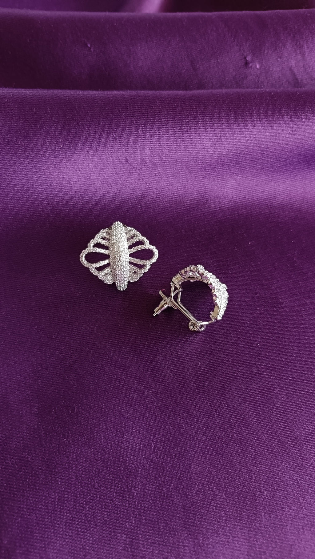 Diamond Pavé Open Lattice Stud Earrings