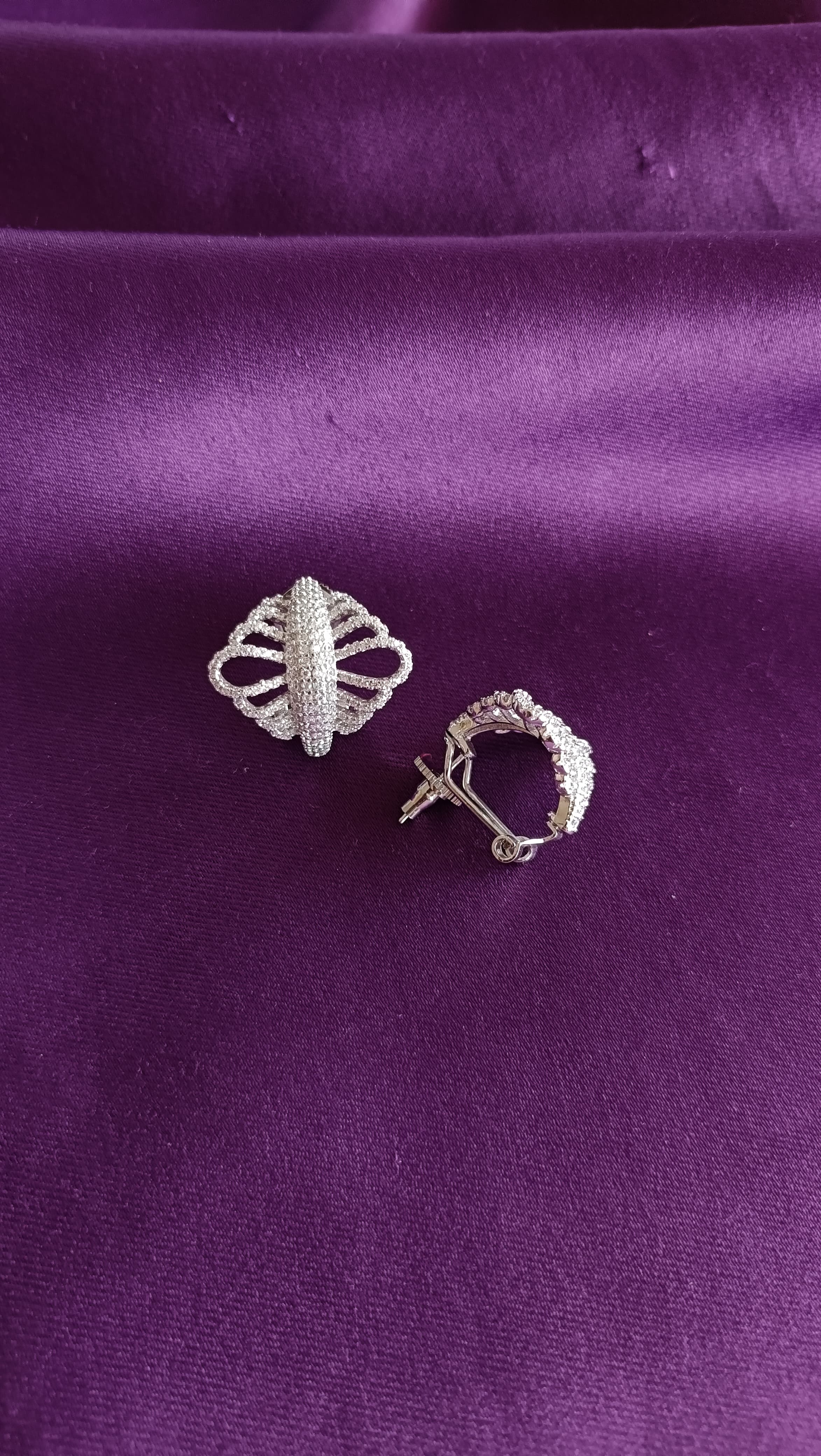 Diamond Pavé Open Lattice Stud Earrings