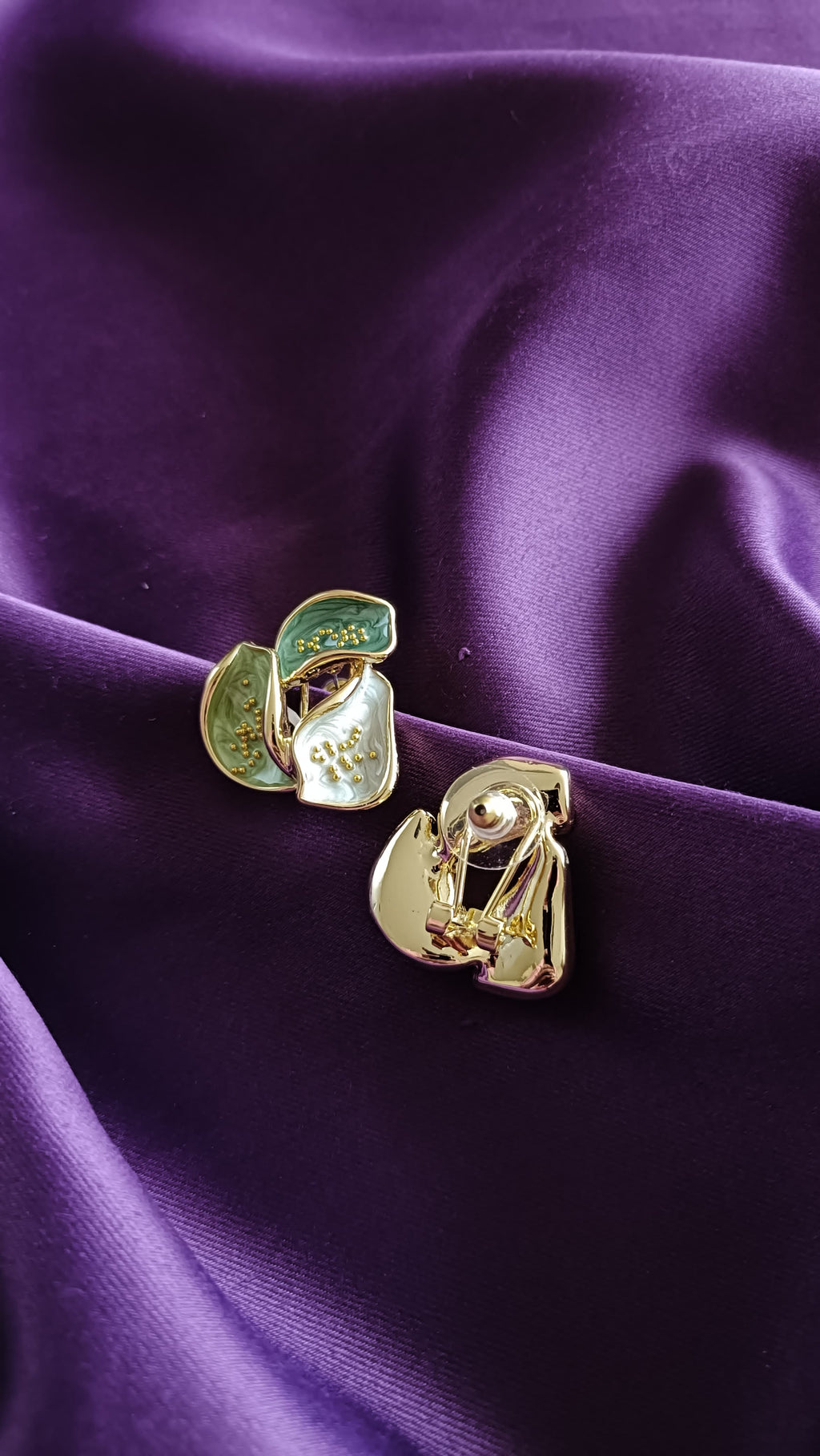 Verdure Leaf Enamel Earrings