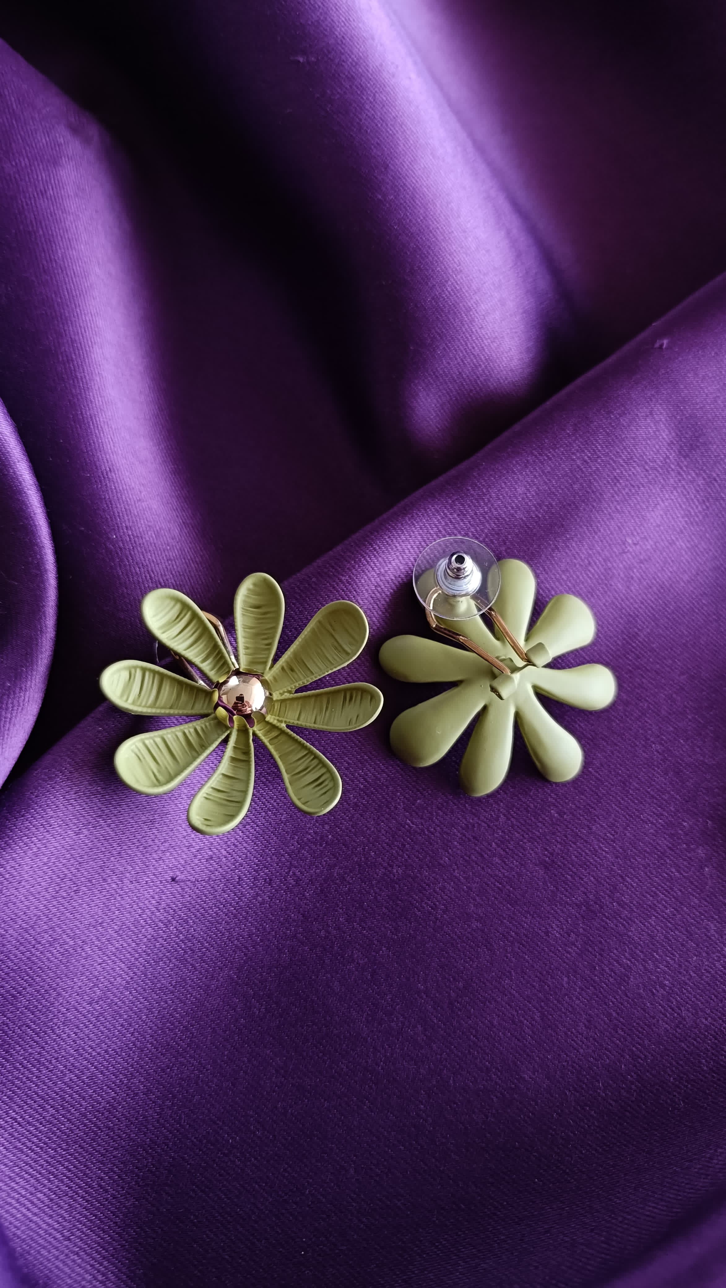 Olive Daisy Enamel Stud Earrings