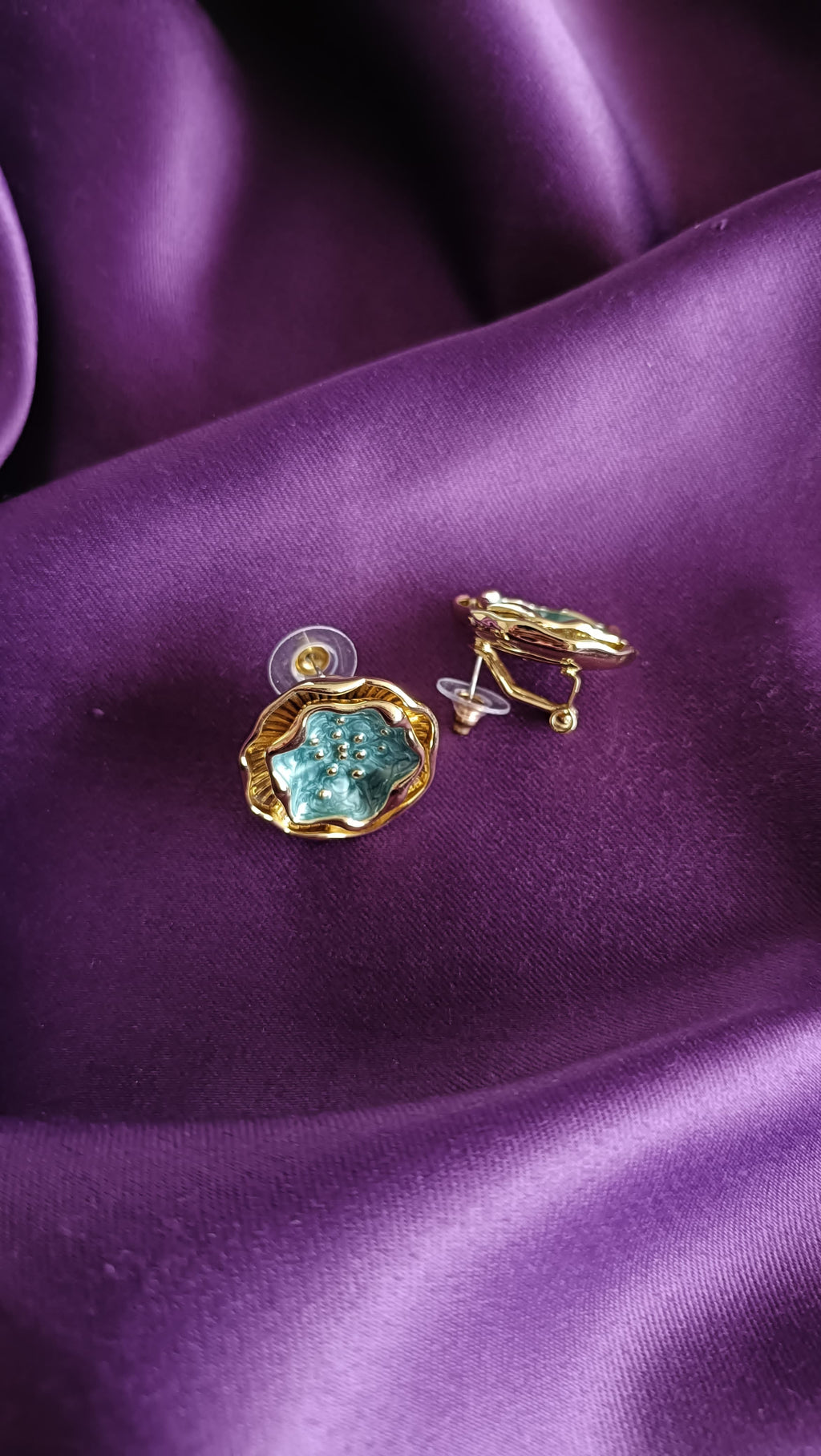 Teal Crystal Star Stud Earrings