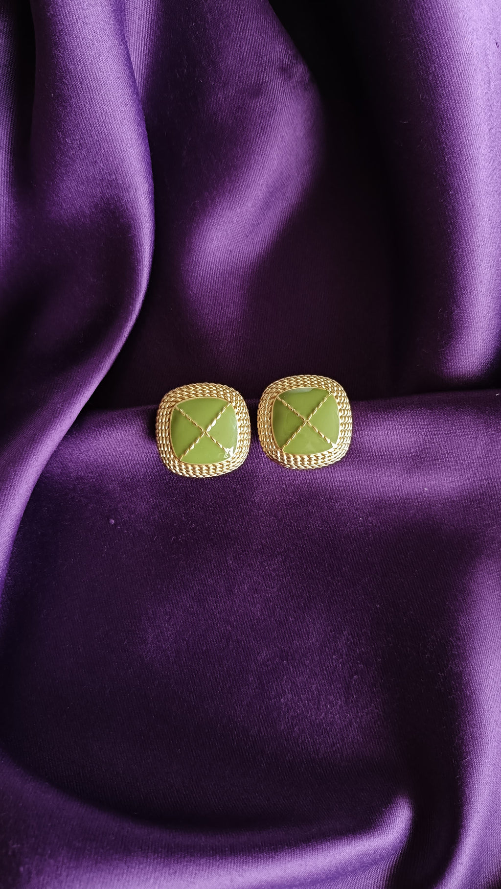 Olive Quilted Gold Chain Stud Earrings