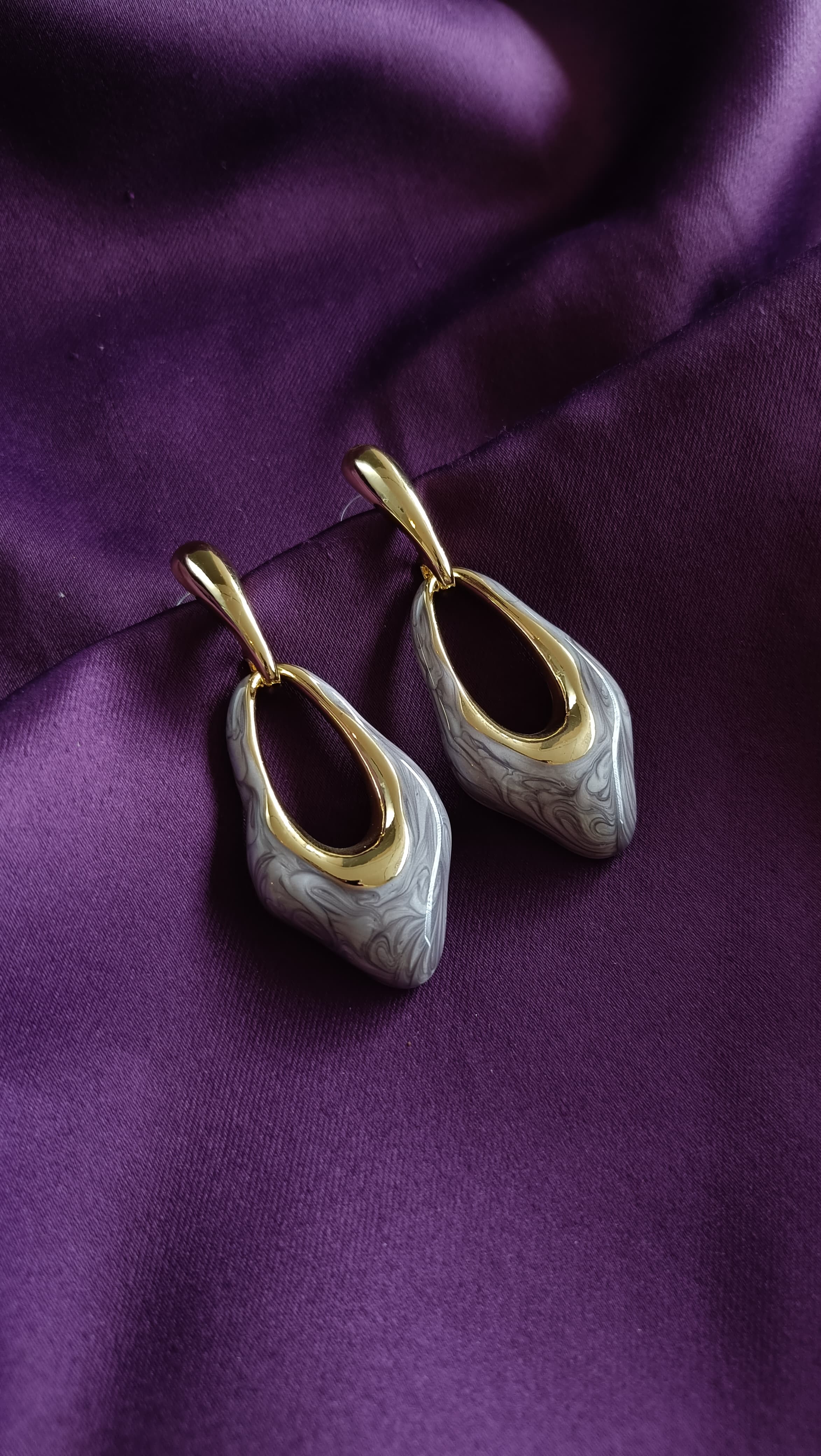Grey Marbled Resin Open Teardrop Drop Earrings