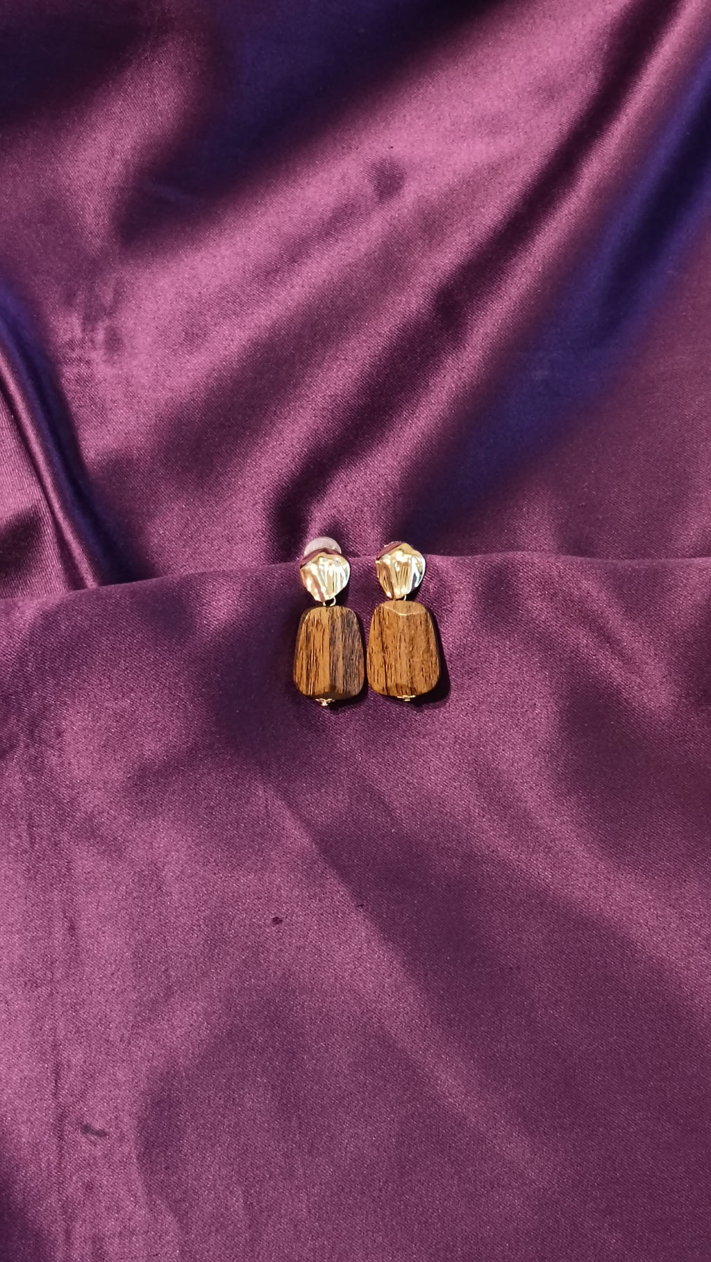 Wood Grain & Hammered Gold Drop Earrings