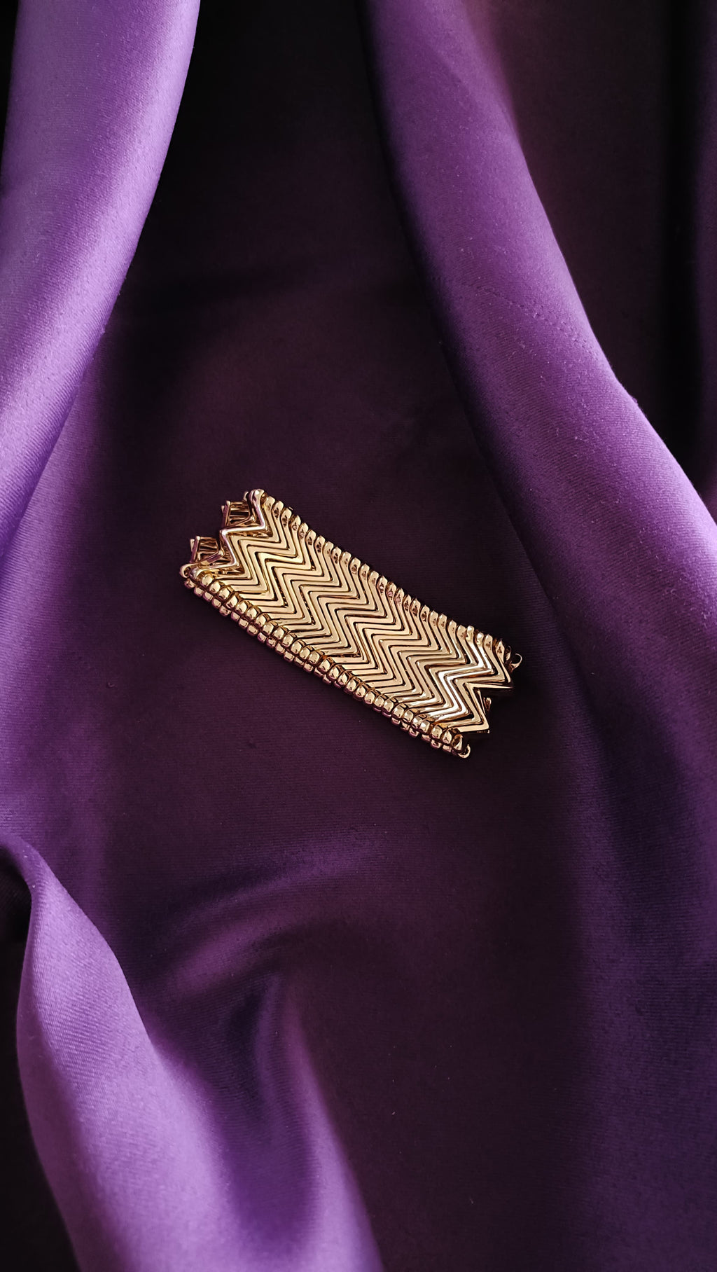 Gold Plated Chevron Weave Stretch Bracelet